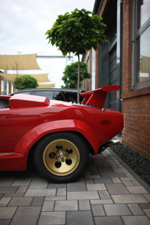 The Comprehensive Guide to the Maisto Lamborghini Countach Model